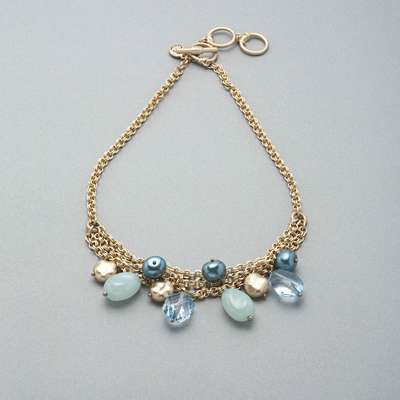 3 連ドロップネックレス