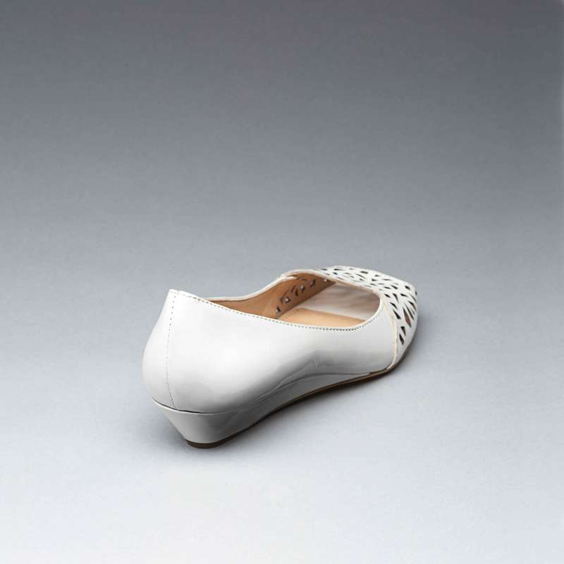 エバルナ, アイボリー, large image number 1